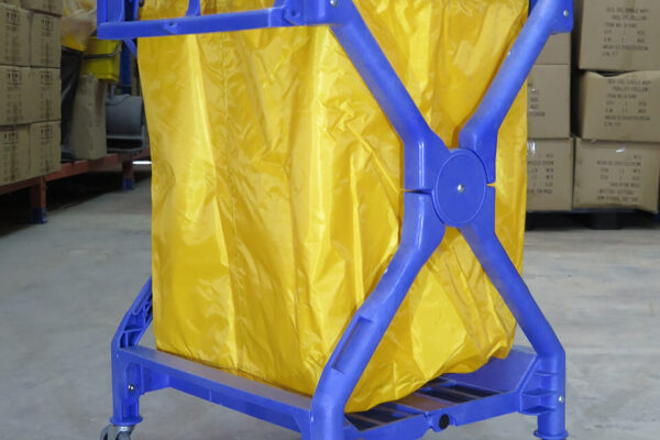 รถเข็นผ้า โครงพลาสติก Clecnatic C-7003