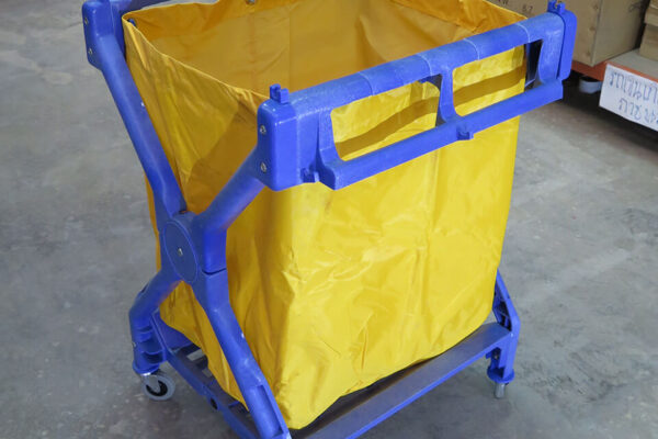 รถเข็นผ้า โครงพลาสติก Clecnatic C-7003